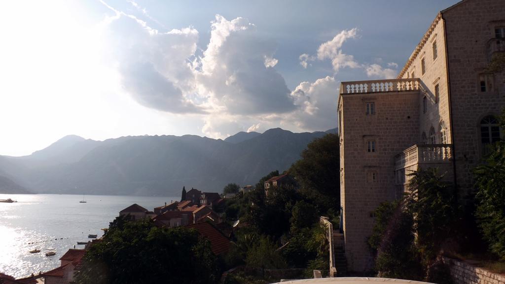 Gudelj Apartments Perast Quarto foto